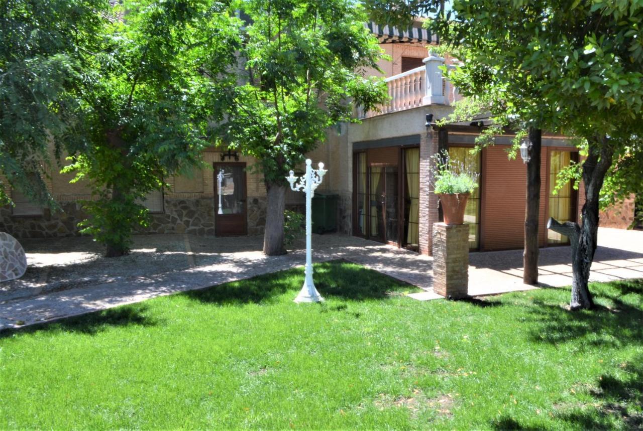 Casa Rural Villa Herrera Fernancaballero Екстериор снимка